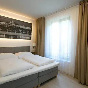 فندق Adeba, براغ