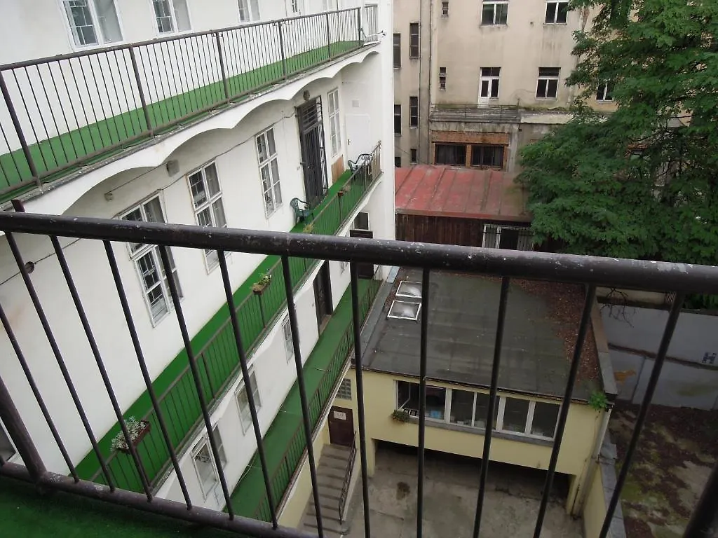 City Stay Prague Apartments 0*,  جمهورية التشيك